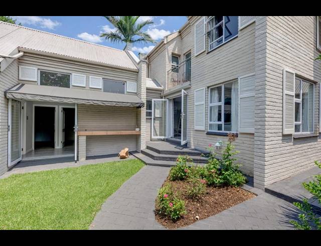 3 BEDROOM HOUSE FOR SALE IN FOURWAYS GARDENS